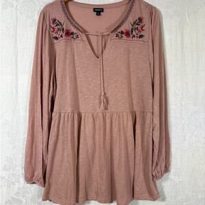 Torrid Popover 3 3X Pink Embroidered Flowers Peplum Boho Bohemian Babydoll